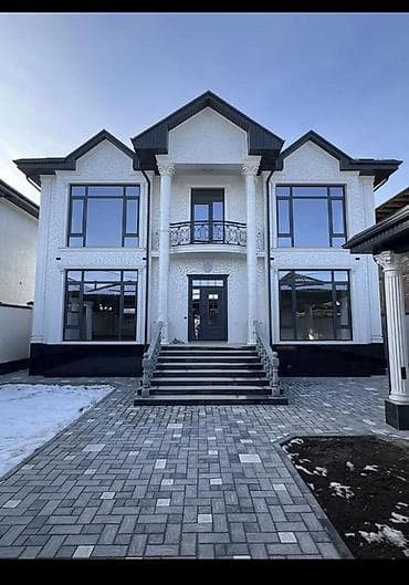 Продажа дач: Двухэтажный особняк в классическом стиле с колоннами и панорамным at lalafo.kg — 1 Продажа дач: Двухэтажный особняк в классическом стиле с колоннами и панорамным — 1