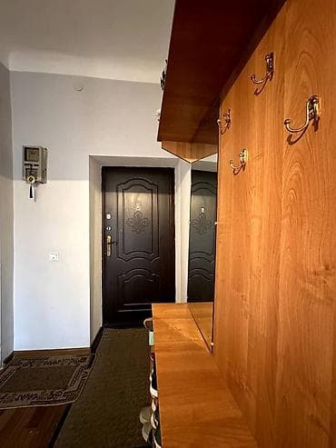 3 комнаты, 77 м², Индивидуалка, 2 этаж, Евроремонт at lalafo.kg — 8 3 комнаты, 77 м², Индивидуалка, 2 этаж, Евроремонт — 8