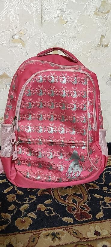 Продам б/у рюкзак в хорошем состоянии большой по вместимости 3 at lalafo.kg Продам б/у рюкзак в хорошем состоянии большой по вместимости 3