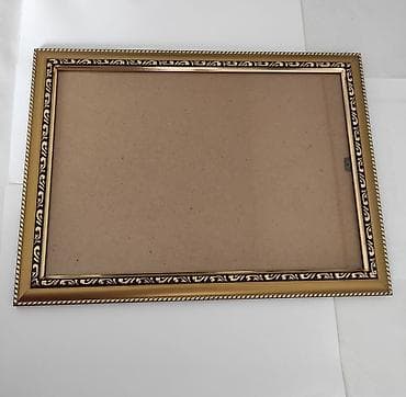 Продаётся рамка формата А4, можно использовать под фото или документы at lalafo.kg Продаётся рамка формата А4, можно использовать под фото или документы