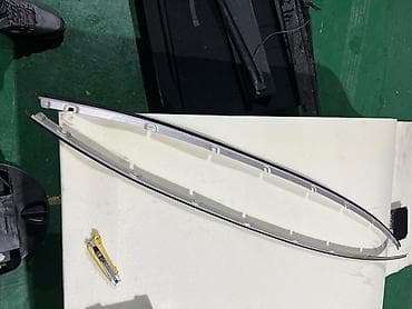 Молдинг на крышу Mercedes-Benz 2008 г., Оригинал at lalafo.kg Молдинг на крышу Mercedes-Benz 2008 г., Оригинал