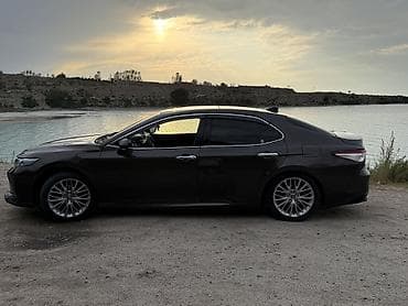 Toyota Camry: 2018 г., 2.5 л, Автомат, Бензин, Седан at lalafo.kg Toyota Camry: 2018 г., 2.5 л, Автомат, Бензин, Седан