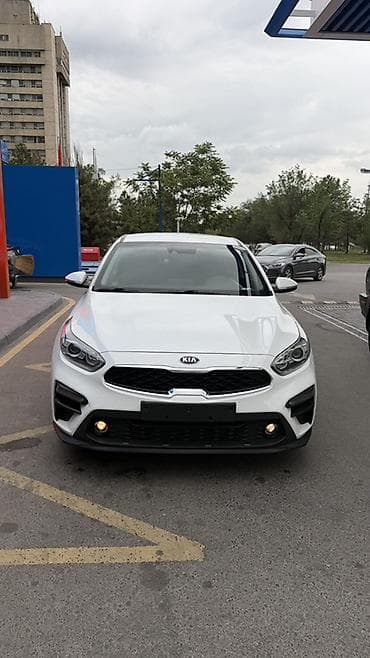 Kia K3: 2020 г., 1.6 л, Вариатор, Бензин, Седан at lalafo.kg Kia K3: 2020 г., 1.6 л, Вариатор, Бензин, Седан