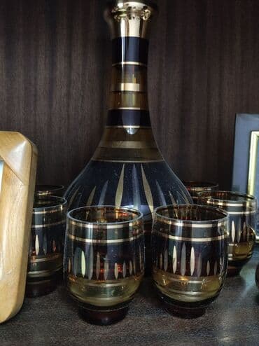 Набор посуды графин, 6 стаканов, комплект, цена 2800 сом, 4 at lalafo.kg Набор посуды графин, 6 стаканов, комплект, цена 2800 сом, 4