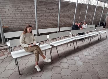 Скамейка Металл, Со спинкой, Без крыши at lalafo.kg Скамейка Металл, Со спинкой, Без крыши