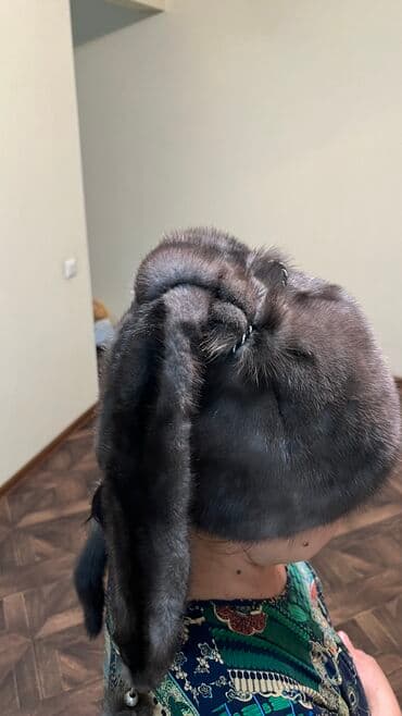 Срочно продам полностью норковую шапку! Производство Россия. Цвет at lalafo.kg Срочно продам полностью норковую шапку! Производство Россия. Цвет