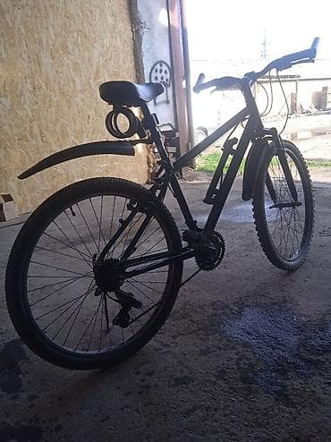 Продается велосипед скоростной, менялось только задняя покрышка и at lalafo.kg Продается велосипед скоростной, менялось только задняя покрышка и