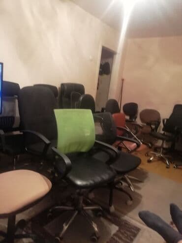 Офисное кресло, Б/у, С колесиками, Самовывоз at lalafo.kg Офисное кресло, Б/у, С колесиками, Самовывоз