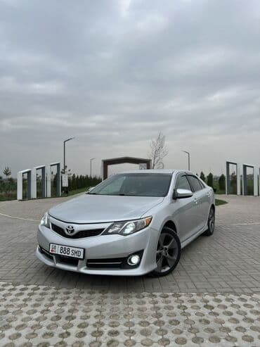 Toyota Camry: 2014 г., 2.5 л, Автомат, Седан at lalafo.kg Toyota Camry: 2014 г., 2.5 л, Автомат, Седан