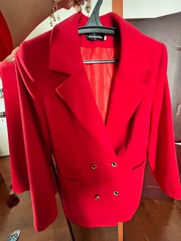 Писать ТОЛЬКО НА ВАТСАП‼️‼️‼️ Красный кашемировый пиджак, очень at lalafo.kg Писать ТОЛЬКО НА ВАТСАП‼️‼️‼️ Красный кашемировый пиджак, очень