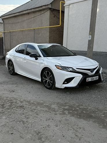 Toyota Camry: 2018 г., Седан at lalafo.kg Toyota Camry: 2018 г., Седан