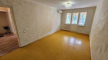 2 комнаты, 45 м², 104 серия, 2 этаж, Старый ремонт at lalafo.kg 2 комнаты, 45 м², 104 серия, 2 этаж, Старый ремонт