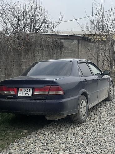 Honda Accord: 2001 г., 1.8 л, Автомат, Бензин, Седан at lalafo.kg Honda Accord: 2001 г., 1.8 л, Автомат, Бензин, Седан