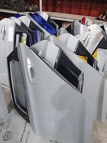 Дверь Задняя правая Hyundai, Б/у, Оригинал at lalafo.kg Дверь Задняя правая Hyundai, Б/у, Оригинал