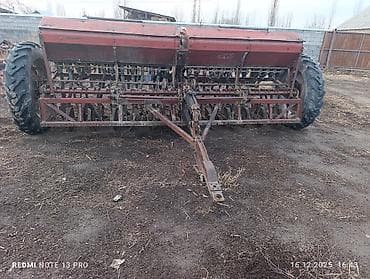 Другая сельхозтехника: Продаю сеялку СЗТ 3.6 с клеверным бочком все вопросы по телефону at lalafo.kg — 1 Другая сельхозтехника: Продаю сеялку СЗТ 3.6 с клеверным бочком все вопросы по телефону — 1