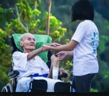 Услуги сиделки . Профессиональный уход за больными и пожилыми людьми at lalafo.kg Услуги сиделки . Профессиональный уход за больными и пожилыми людьми