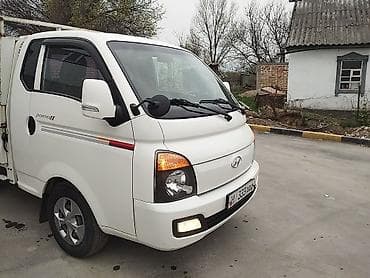 Хундай Портер 2 2017 года выпуска объем двигателя 2,5 литра дизель at lalafo.kg Хундай Портер 2 2017 года выпуска объем двигателя 2,5 литра дизель