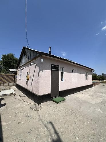 Продаю дом Новопавлока 3х комнатный 79м2 Участок 4 чсоток at lalafo.kg Продаю дом Новопавлока 3х комнатный 79м2 Участок 4 чсоток