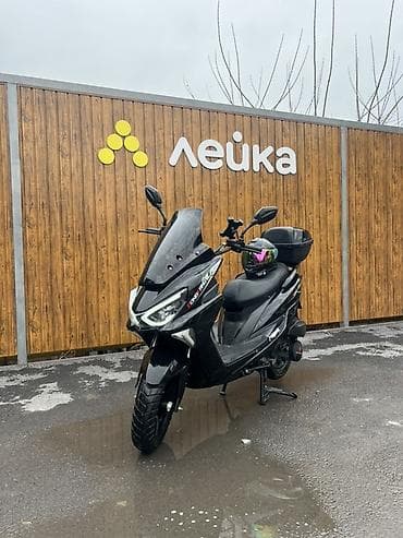 Макси-скутер 150 куб. см, Бензин, Б/у at lalafo.kg Макси-скутер 150 куб. см, Бензин, Б/у