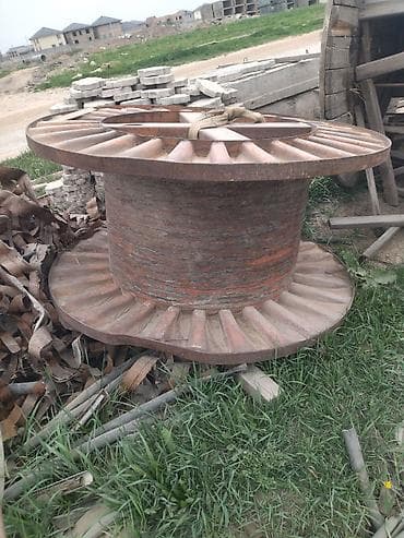 Металлический барабан (катушка) крупного диаметра для намотки at lalafo.kg Металлический барабан (катушка) крупного диаметра для намотки