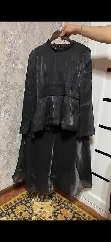 Красивая и легкая Двойка с юбкой 🦋 На весну и лето Размер-М (44-46) at lalafo.kg Красивая и легкая Двойка с юбкой 🦋 На весну и лето Размер-М (44-46)