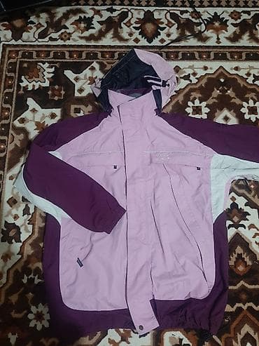 Куртка деми,Европа, в отличном состоянии 52-54раз at lalafo.kg Куртка деми,Европа, в отличном состоянии 52-54раз