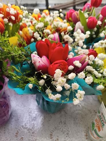 LED гирляндалар: ЯРМАРКА ВЕФА ГОРЬКОГО Тюльпаны и готовые букеты - Сорта и расцветки lalafo.kg да — 3 LED гирляндалар: ЯРМАРКА ВЕФА ГОРЬКОГО Тюльпаны и готовые букеты - Сорта и расцветки — 3