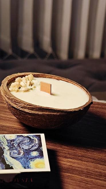 Derways: Ароматическая свеча ручной работы в кокосовой чаше. - Естественная at lalafo.kg — 1 Derways: Ароматическая свеча ручной работы в кокосовой чаше. - Естественная — 1