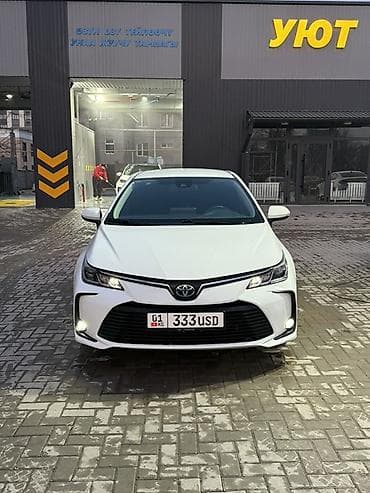 Toyota Corolla: 2022 г., 1.8 л, Вариатор, Гибрид, Седан at lalafo.kg Toyota Corolla: 2022 г., 1.8 л, Вариатор, Гибрид, Седан