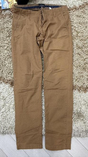 Мужские брюки-чино New Nautilal, модель Straight.(Б/у) - Цвет at lalafo.kg Мужские брюки-чино New Nautilal, модель Straight.(Б/у) - Цвет