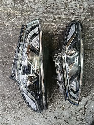 Комплект передних фар Hyundai at lalafo.kg Комплект передних фар Hyundai