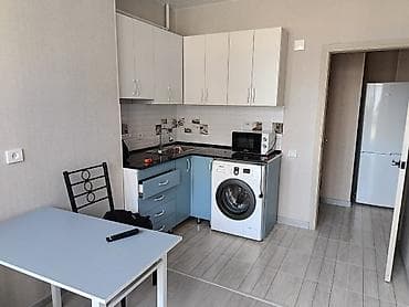 1 комната, 40 м², Элитка, 3 этаж, Евроремонт at lalafo.kg 1 комната, 40 м², Элитка, 3 этаж, Евроремонт