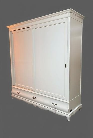 Шкаф-купе MADEIRA от Итальянского производителя характеризуется at lalafo.kg Шкаф-купе MADEIRA от Итальянского производителя характеризуется