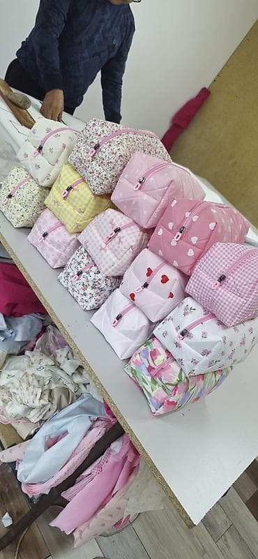 Косметичка, Материал: Хлопок, Женские at lalafo.kg Косметичка, Материал: Хлопок, Женские