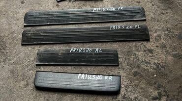 Решетка радиатора Toyota Б/у, Оригинал at lalafo.kg Решетка радиатора Toyota Б/у, Оригинал