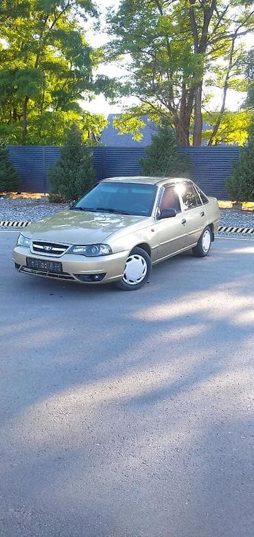 Daewoo Nexia: 2008 г., 1.5 л, Механика, Бензин, Седан at lalafo.kg Daewoo Nexia: 2008 г., 1.5 л, Механика, Бензин, Седан