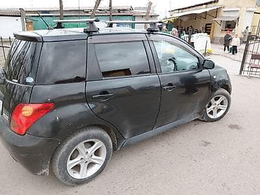 Toyota Ist: 2003 г., 1.3 л, Автомат, Газ, Универсал at lalafo.kg Toyota Ist: 2003 г., 1.3 л, Автомат, Газ, Универсал