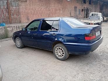 Volkswagen Vento: 1996 г., 0.2 л, Механика, Бензин, Седан at lalafo.kg — 5 Volkswagen Vento: 1996 г., 0.2 л, Механика, Бензин, Седан — 5