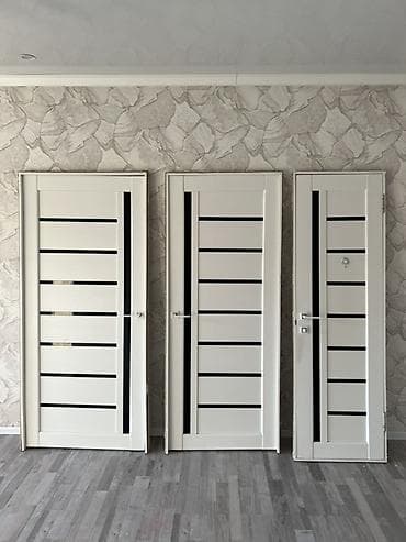 Межкомнатные двери, комплект - Современный дизайн: белые полотна с at lalafo.kg Межкомнатные двери, комплект - Современный дизайн: белые полотна с