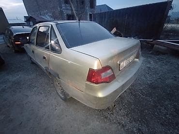 Daewoo Nexia: 2010 г., Механика, Бензин, Седан at lalafo.kg Daewoo Nexia: 2010 г., Механика, Бензин, Седан