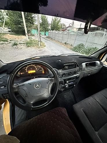 Эвакуатор, Mercedes-Benz, 2001 г., Ломаная at lalafo.kg Эвакуатор, Mercedes-Benz, 2001 г., Ломаная