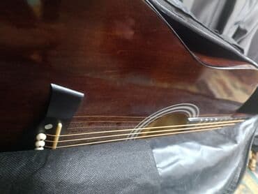 Акустическая гитара шестиструнная. - Корпус классической формы at lalafo.kg Акустическая гитара шестиструнная. - Корпус классической формы