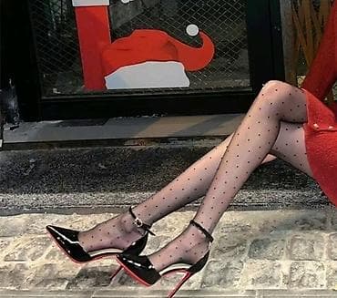 Черные женские туфли на высоком каблуке - Стиль: вечерние/коктейльные at lalafo.kg Черные женские туфли на высоком каблуке - Стиль: вечерние/коктейльные