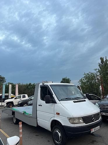 Эвакуатор, Mercedes-Benz, 1996 г., Ломаная at lalafo.kg Эвакуатор, Mercedes-Benz, 1996 г., Ломаная