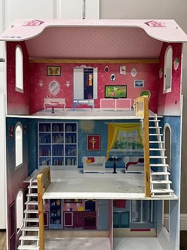 Кукольный домик с тремя этажами.
Отдам даром at lalafo.kg Кукольный домик с тремя этажами.
Отдам даром