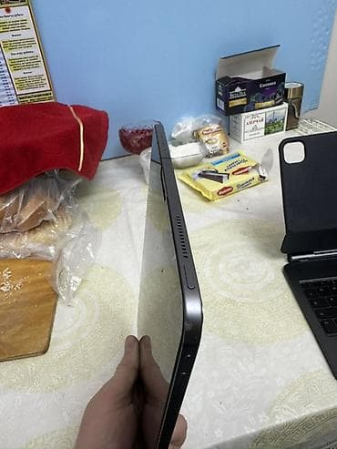 Планшет, Apple, 10" - 11", Wi-Fi, Классический цвет - Серый at lalafo.kg — 6 Планшет, Apple, 10" - 11", Wi-Fi, Классический цвет - Серый — 6