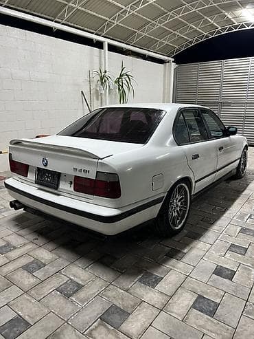 BMW 5 series: 1993 г., 4.4 л, Бензин, Седан at lalafo.kg BMW 5 series: 1993 г., 4.4 л, Бензин, Седан
