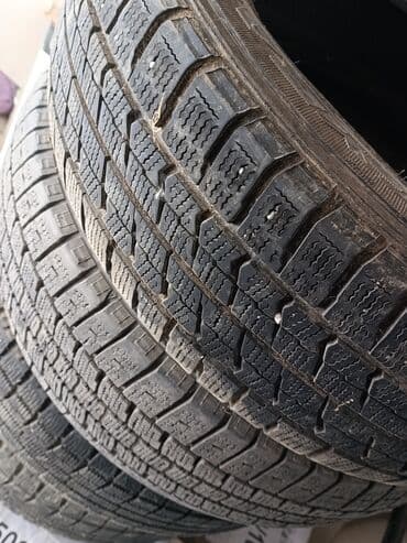 Зимние шины (комплект из 4 шт.) - Тип: зимние, фрикционные (липучка) at lalafo.kg Зимние шины (комплект из 4 шт.) - Тип: зимние, фрикционные (липучка)
