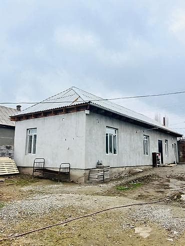 ҮЙ САТЫЛАТ 🏡 Дареги: Сокулук, с. Маловодное, Киров көчөсү 19 💰 Баасы at lalafo.kg ҮЙ САТЫЛАТ 🏡 Дареги: Сокулук, с. Маловодное, Киров көчөсү 19 💰 Баасы