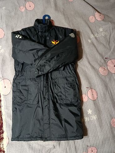 Длинная спортивная куртка почти новый ни разу стирались размер at lalafo.kg Длинная спортивная куртка почти новый ни разу стирались размер